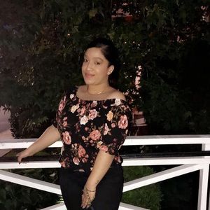 Meet your Posher, Marlen